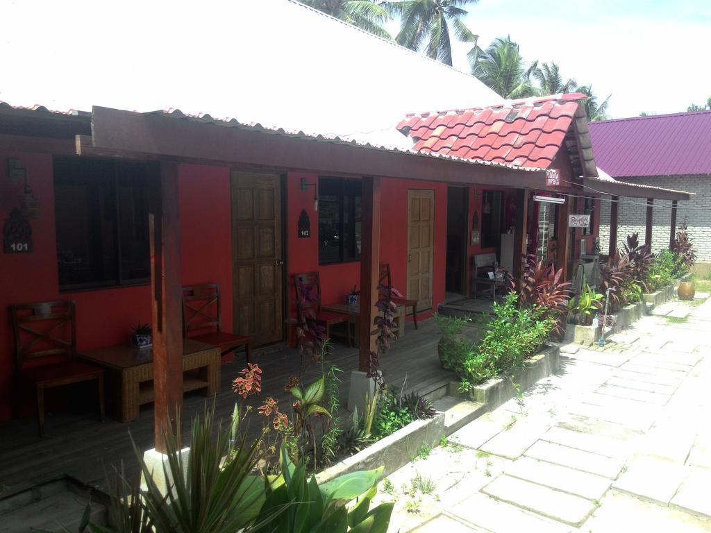 The Village Langkawi Pantai Cenang  Bagian luar foto